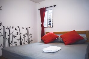 Basic Double Room, 1 Double Bed, Non Smoking | Iron/ironing board, free WiFi, bed sheets