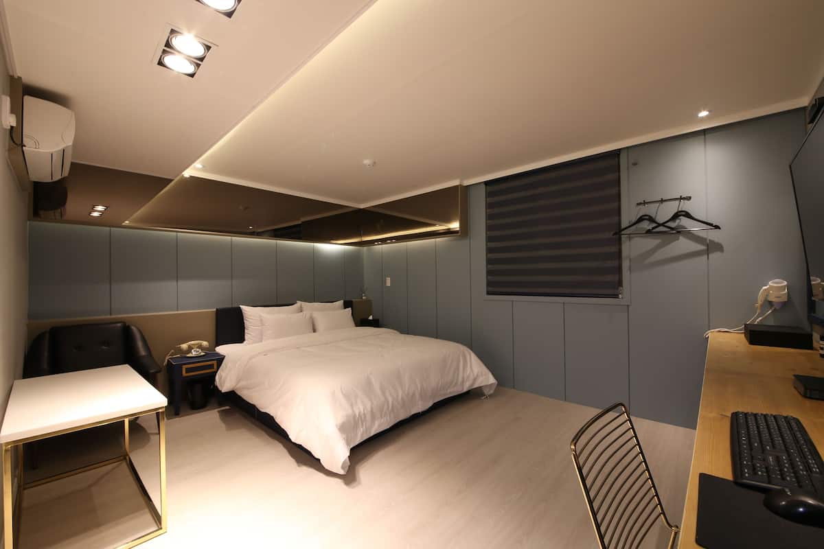 Premium Double Room