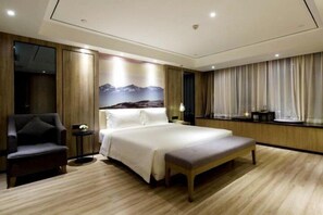 Suite | Free WiFi