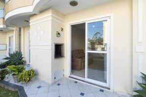 Apartment, Multiple Beds | Balcony view - Casa 2 quartos - 321 (Bombinhas)