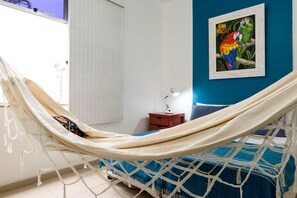 Apartment, 1 Doppelbett, Nichtraucher | Schreibtisch, Bügeleisen/Bügelbrett, kostenloses WLAN, Bettwäsche