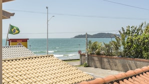 House, Multiple Beds | View from room - Casa 4 quartos - 68 (Bombinhas)