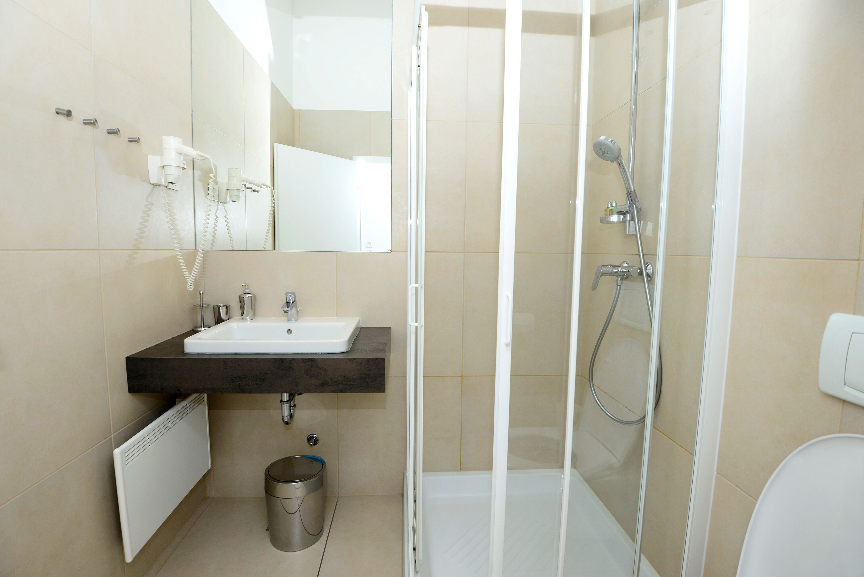 Foto - Urban Rooms--free parking--