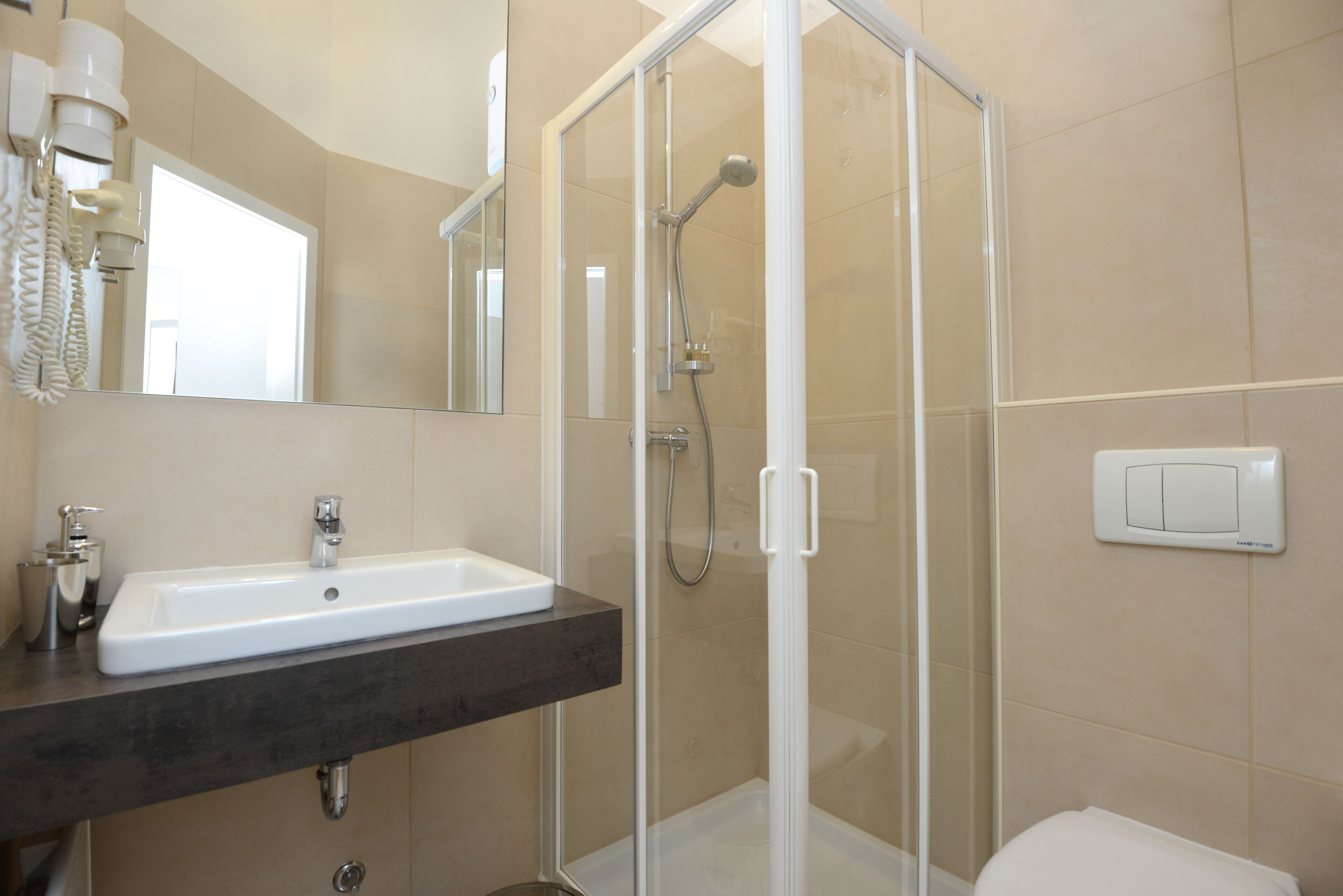 Foto - Urban Rooms--free parking--