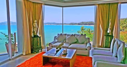 Luxurious Beachfront Penthouse, Spektakuläre Ausblicke / Design, 2 Schlafzimmer / 2Bäder