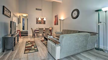 TV, fireplace, DVD player