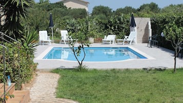 Utomhuspool