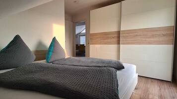 2 Schlafzimmer, kostenloses WLAN, Bettwäsche, Rollstuhlgeeignet