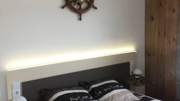 2 bedrooms, iron/ironing board