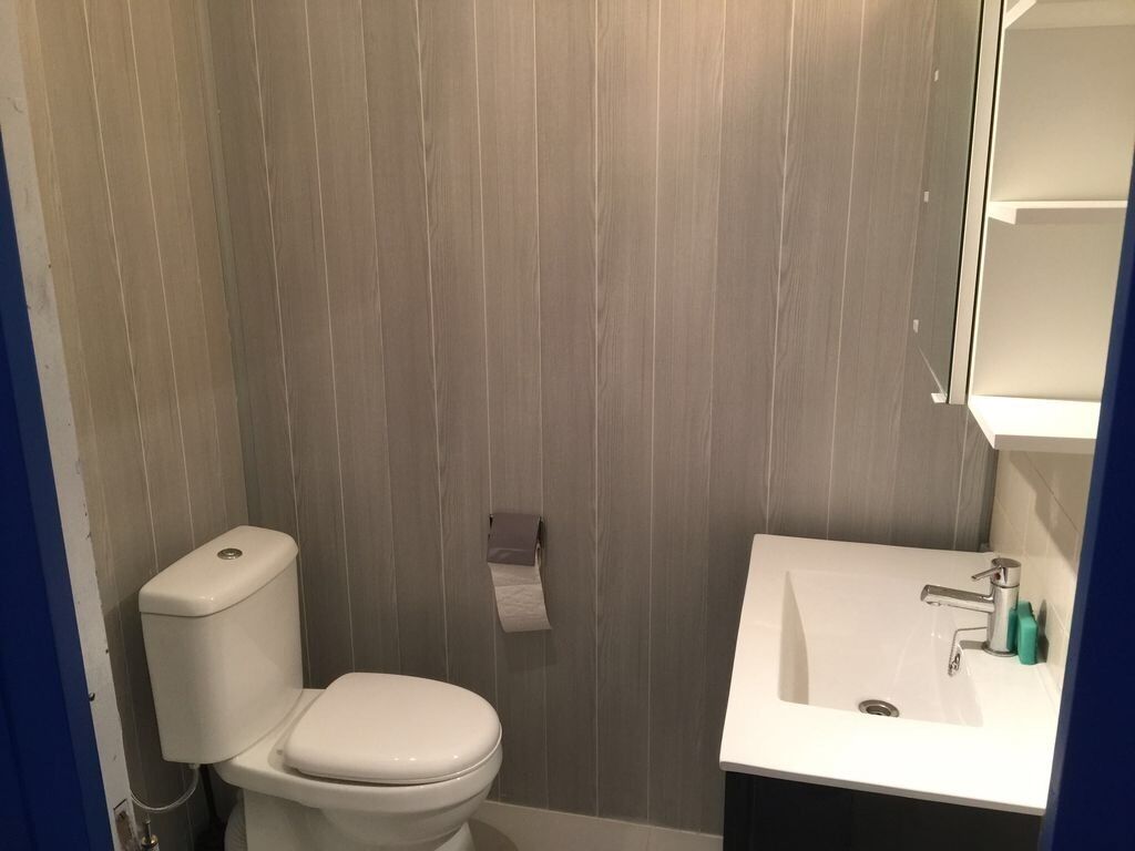 Een douche, een haardroger