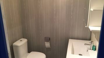 Een douche, een haardroger