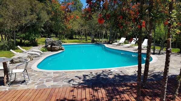 3 outdoor pools