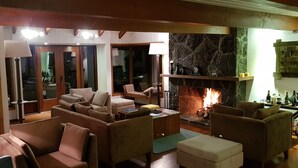Fireplace - Bambulodge (Pucón)