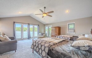 7 bedrooms, iron/ironing board, free WiFi, bed sheets