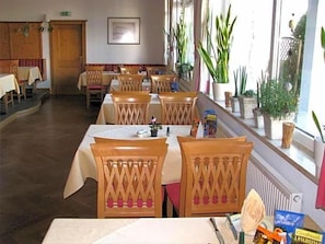 Lobby - Hotel am Platz (Hohenmoelsen)