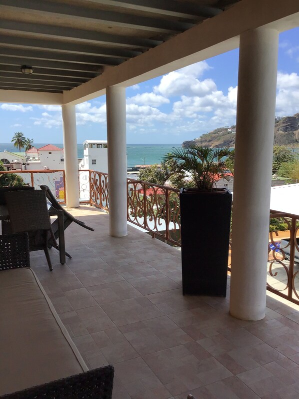 Executive suite, 1 kingsize bed | Terras