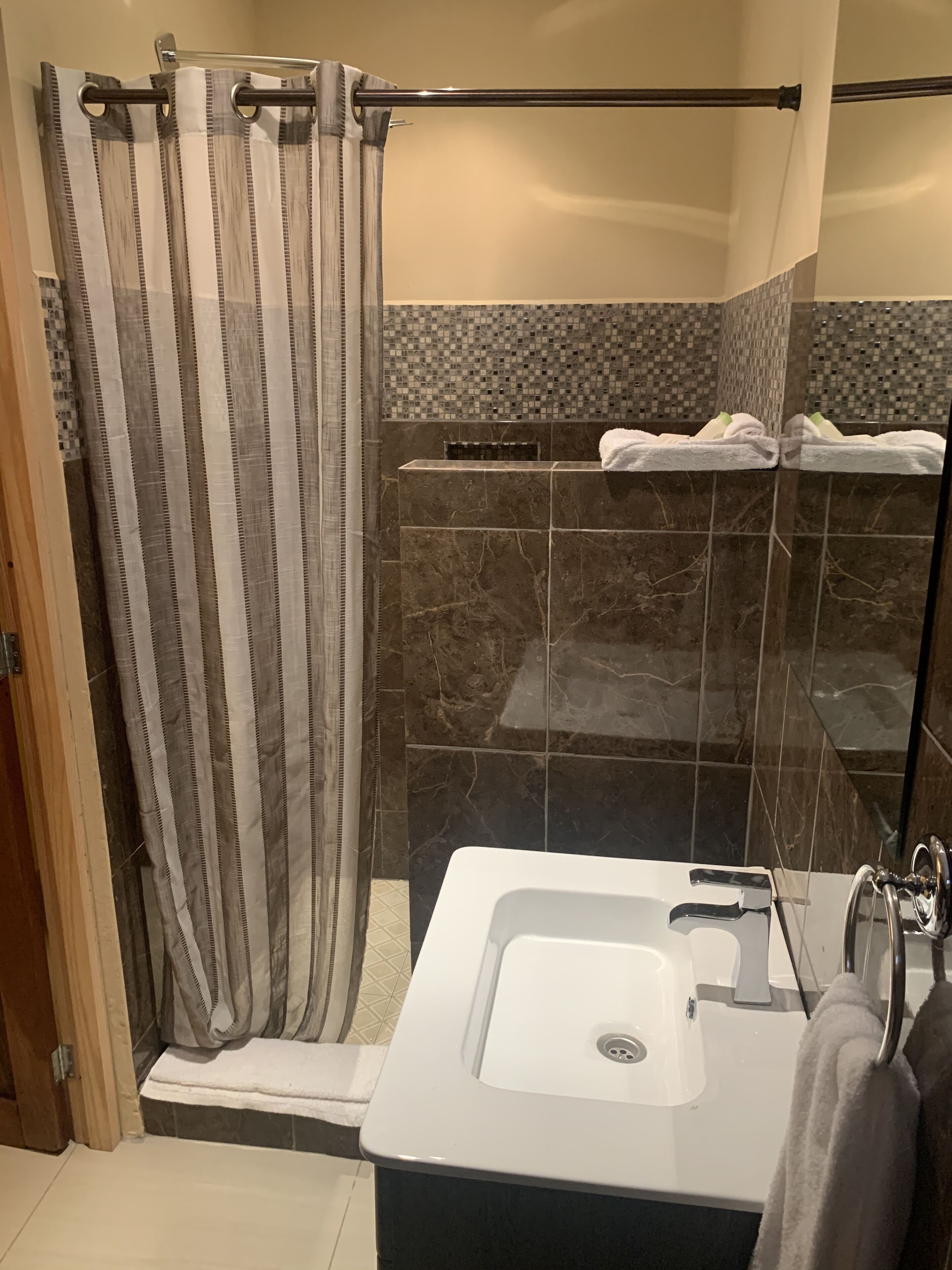 hypo-allergenic bedding, tempur-pedic beds, individually decorated