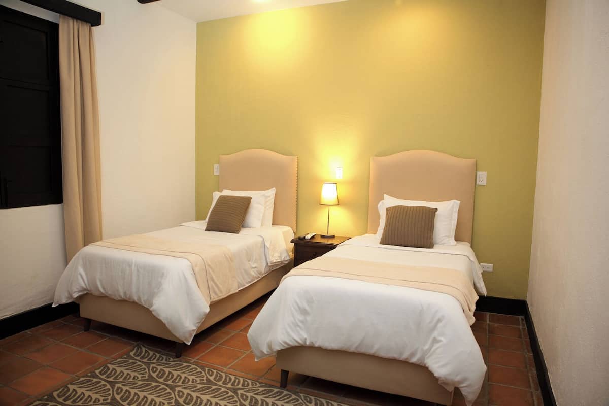 Phòng 2 giường đơn Deluxe, 2 giường đơn, không hút thuốc | 1 phòng ngủ, minibar với thức ăn, đồ uống miễn phí