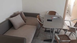Comfort Apartment, Sea View | Living area | TV - Apartment Durres (Durrës)