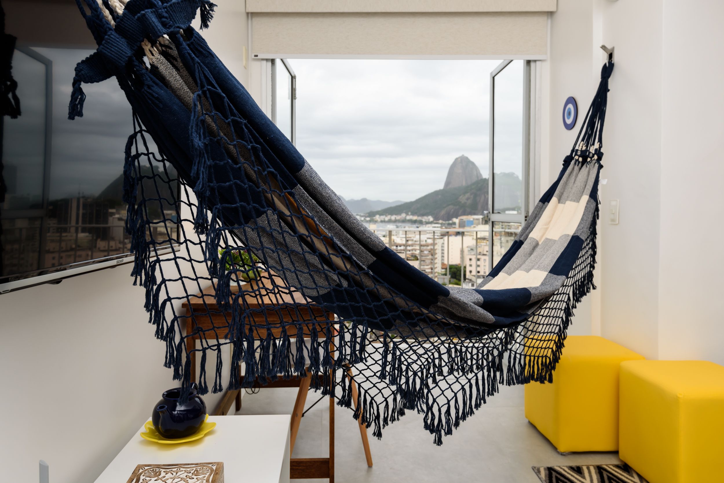 Apartment, Nichtraucher | Wohnbereich | Fernseher