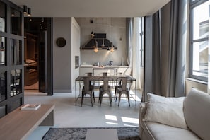 Junior Loft | Private kitchen | Full-sized fridge, oven, stovetop, dishwasher - Edit Lofts  (Turin)