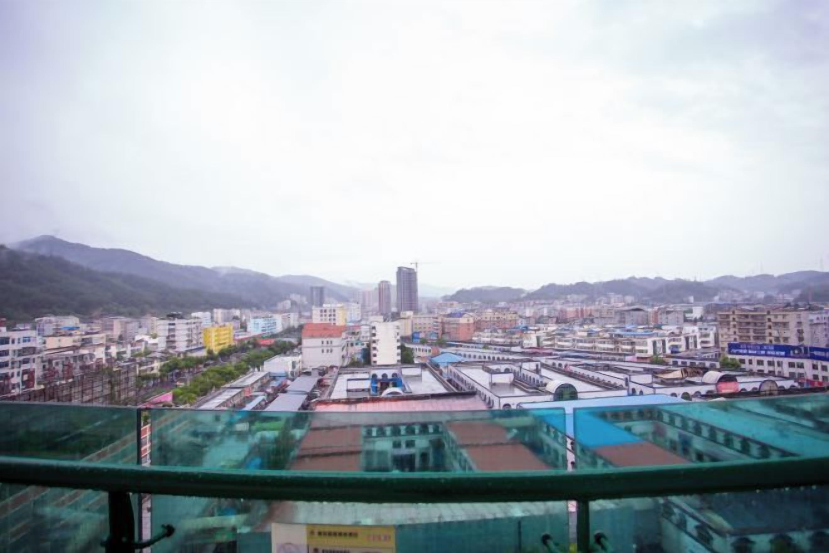 住宿地面