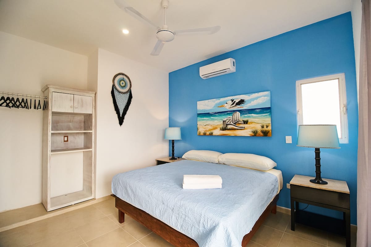 2 habitaciones, decoración personalizada y muebles diferentes