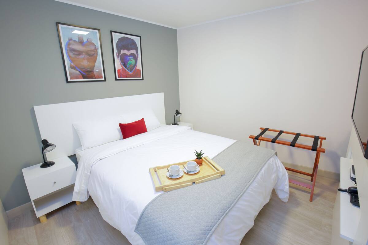 Premium bedding, down duvets, in-room safe, blackout curtains