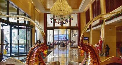 Hejiang Peninsula Hotel