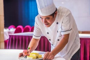 Dining - Hejiang Peninsula Hotel (Fengkai)