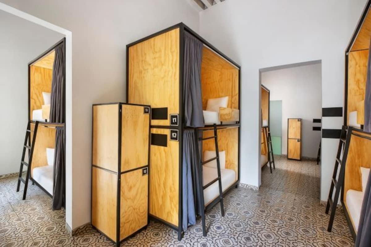 Bed In 10 Bed Mixed Dormitory
