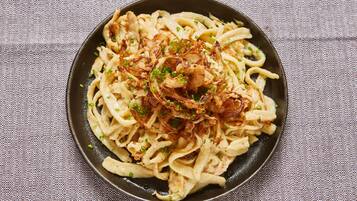 Serveert lunch en diner