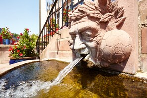 Exterior -  Hotel & Restaurant Burgschänke (Kaiserslautern)