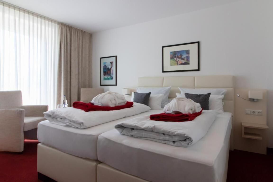 minibar, in-room safe, individually furnished, desk