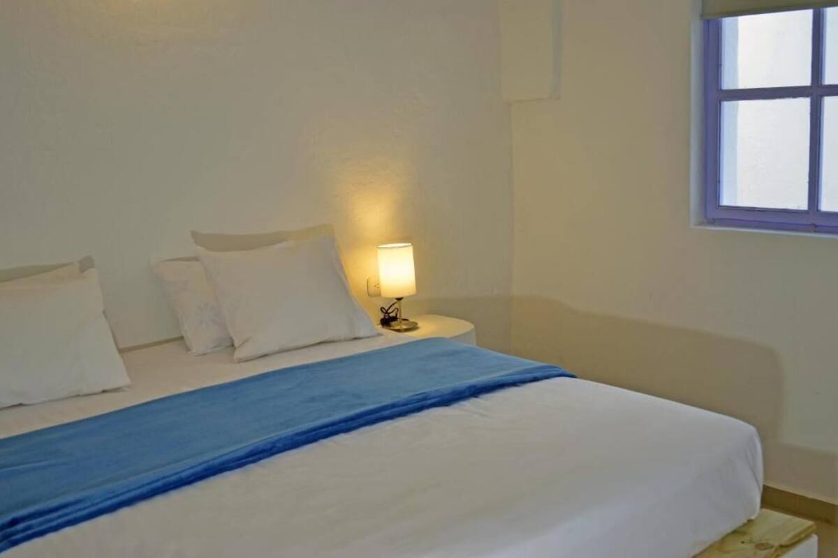Standard Double Room, 1 Queen Bed, Non Smoking | In-room safe, free WiFi, bed sheets
