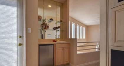 Majestic Luxury on Sandia Foothills