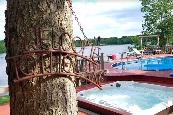 Enceinte de lâhĂ©bergement