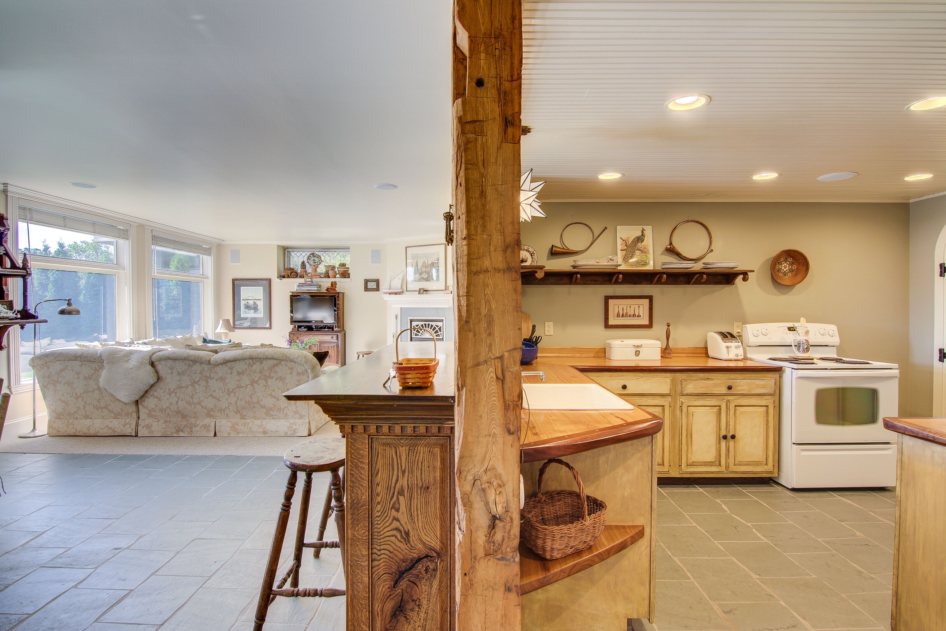 雪櫃、微波爐、焗爐、爐具