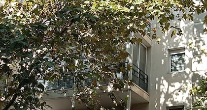 2 BEDROOM APARTMENT Town Hall FULLY EQUIPPED VERANDA