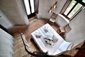 5 Schlafzimmer, Reisekinderbett, kostenloses WLAN, Bettwäsche