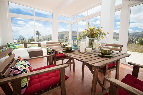 Villa avec piscine privée et superbe vue sur la vallée des 1000 palmiers