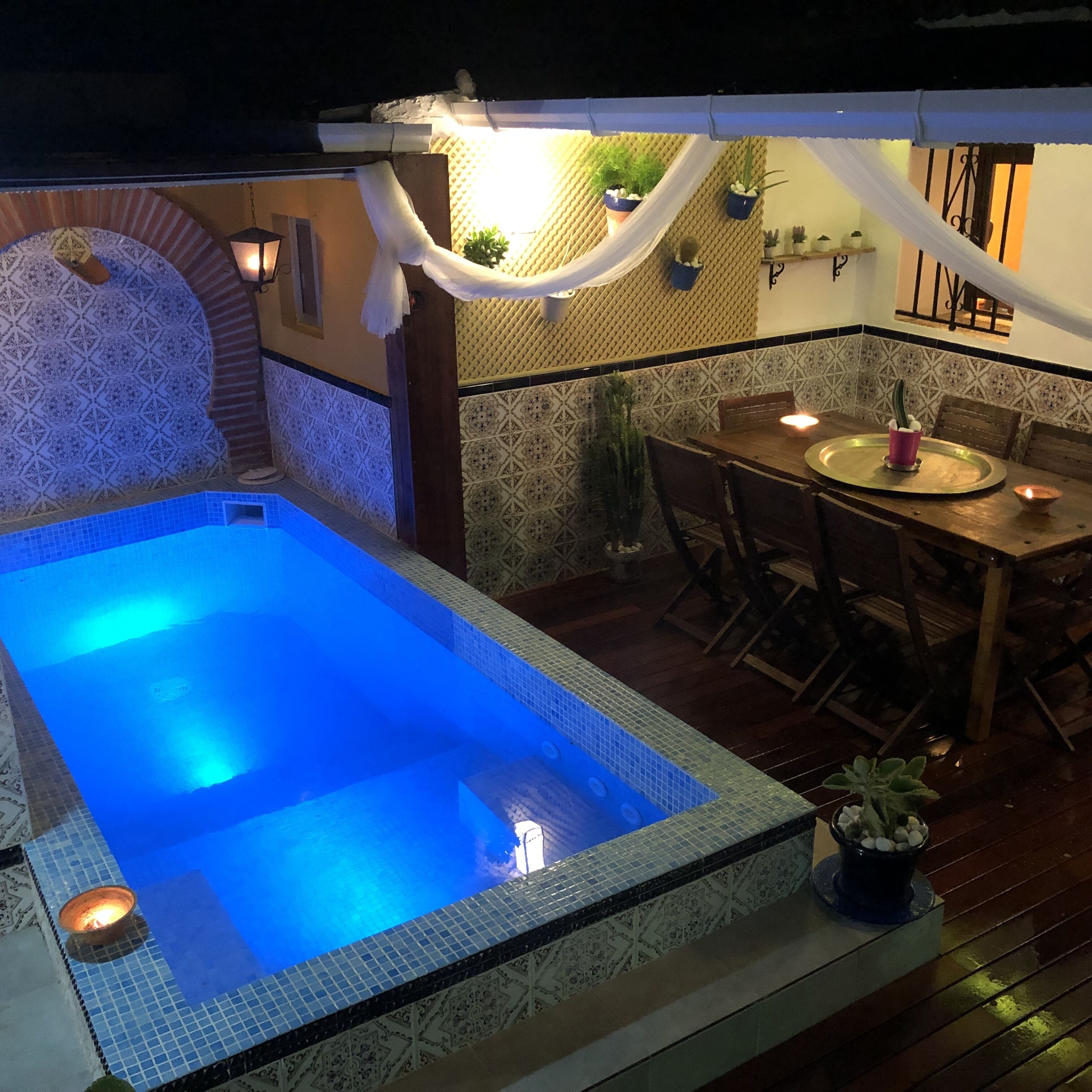 Piscine extérieure, piscine chauffée
