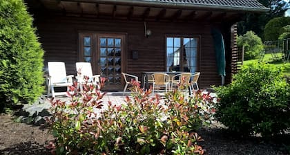 Muy bonita y espaciosa casa de madera en el corazón de la región de Eifel
