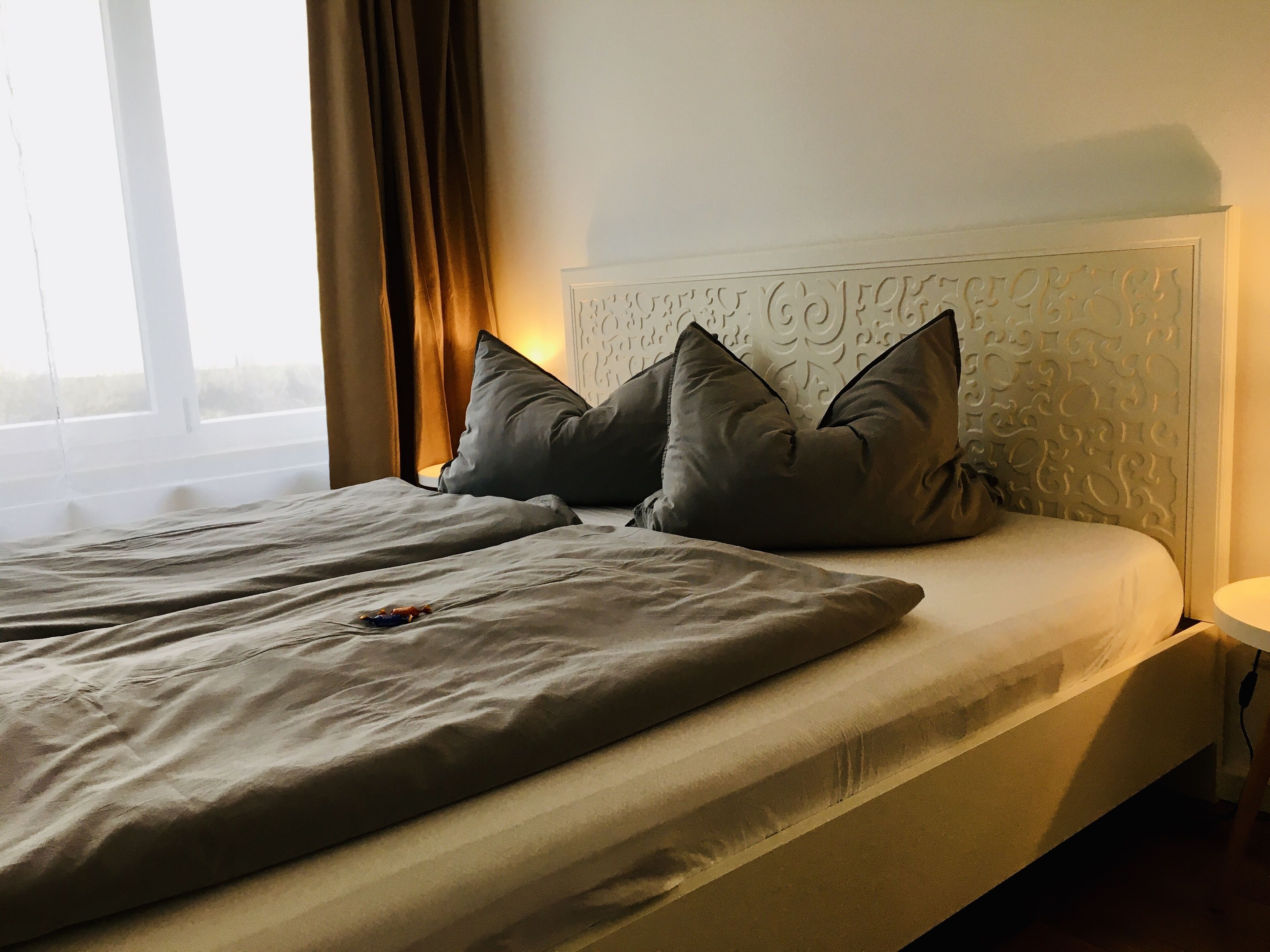 1 bedroom, travel crib, free WiFi, bed sheets