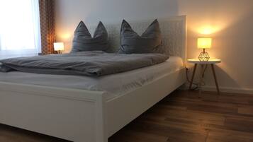 1 bedroom, travel crib, free WiFi, bed sheets