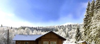  LUXURY CHALET "Le Lynx" 170m² 8 Pers: PRIVAT PRIVAT POOL & SAUNA