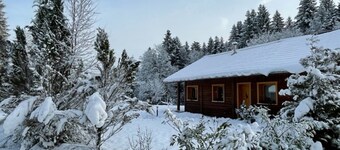 Chalet avec piscine privée intérieure & sauna dans écrin de nature proche ski
