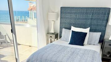 8 slaapkamers, een bureau, een strijkplank/strijkijzer, gratis wifi