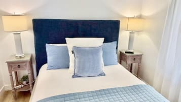 8 bedrooms, desk, iron/ironing board, free WiFi