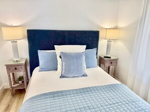 8 bedrooms, desk, iron/ironing board, free WiFi